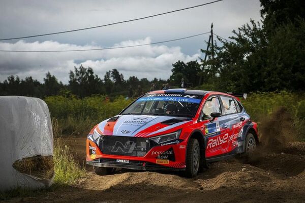 Fau Zaldívar arranca 4° en el Rally de Estonia - ABC Motor 360 - ABC Color