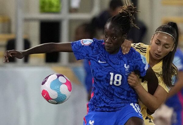 Francia pasa a cuartos de la Eurocopa Femenina - Fútbol - ABC Color