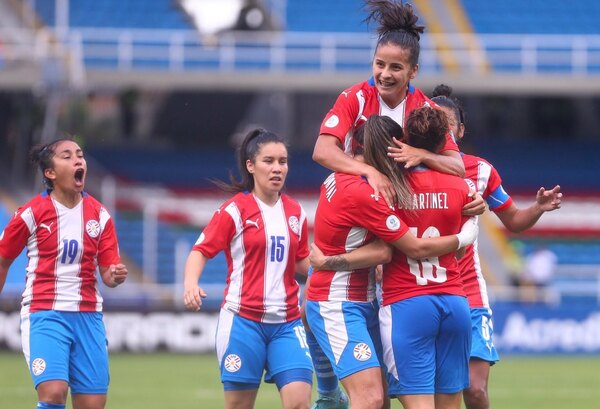 Chile se mete a la pelea en Copa América y Paraguay liquida a Bolivia