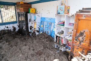 Colombia: tres niños murieron tras alud que sepultó su escuela