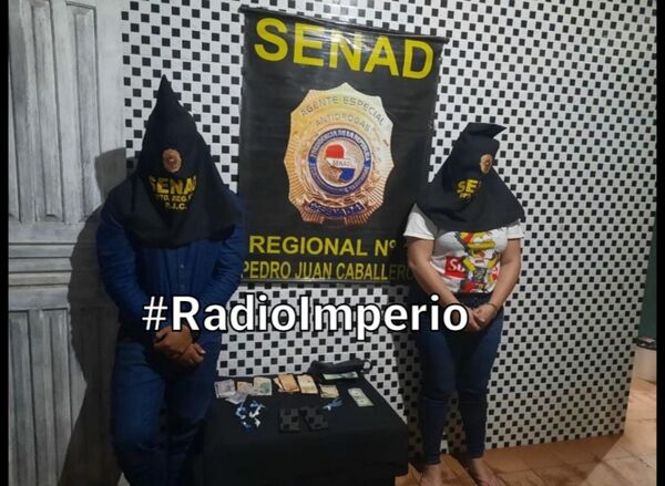 Senad detuvo a una pareja con pequeñas porciones de drogas en Jardín Aurora - Radio Imperio