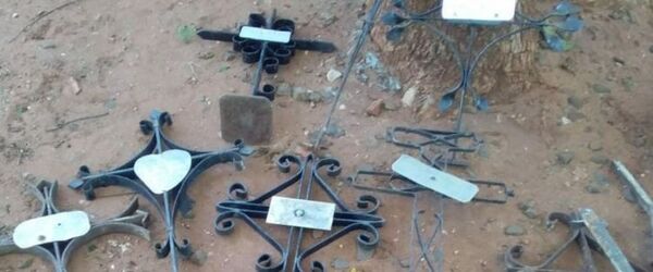 Hallan cruces robadas de Cementerio San Carlos y derivaron a Comisaría 6ta de PJC