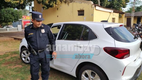 Policía recupera vehículo hurtado días atrás en Campo Grande