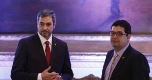La Nación / Abdo no puede distraerse en actividades partidarias, cuestiona exconstituyente