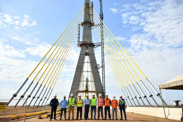 Sociedad Paraguaya de Estructura resalta técnicas constructivas del Puente de la Integración - Noticde.com