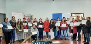 Artesanos y productores de Carapeguá fueron capacitados sobre beneficios del programa ExportaFácil
