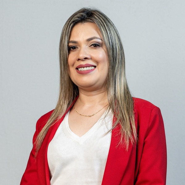 RECTIFICACIÓN A LA OPINIÓN PÚBLICA: Liz Acosta no cuenta con antecedente en Brasil - La Clave