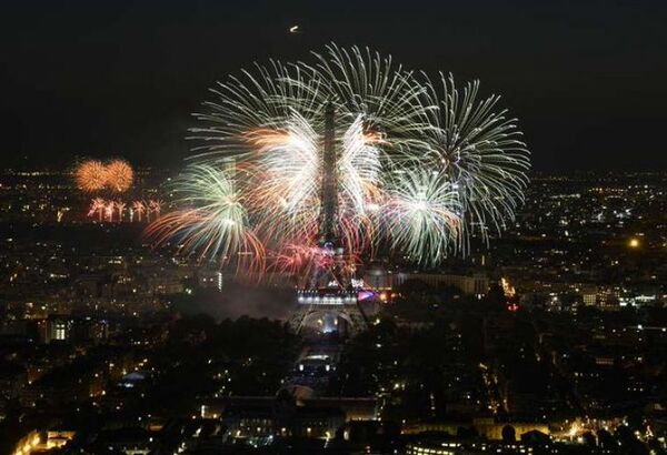 Niño de 7 años y su hermana de 24 mueren durante fuegos artificiales en fiesta de Francia