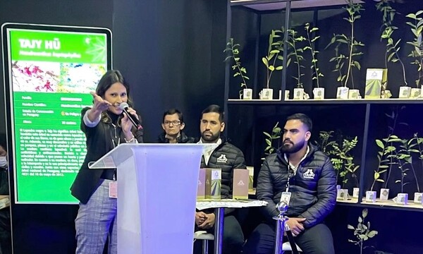 Propuestas temáticas de cara al futuro con conceptos creativos e innovadores exhibe el stand de Itaipú Binacional – La Mira Digital