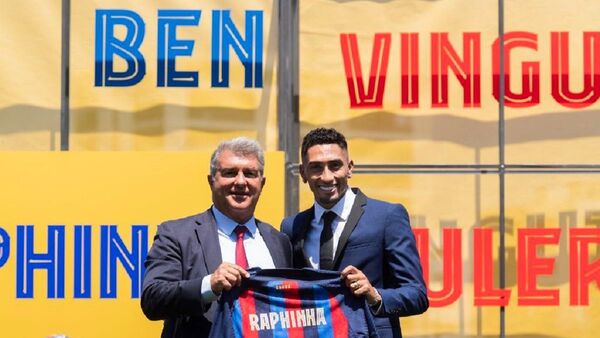 Raphinha promete redoblar esfuerzos para el Barcelona