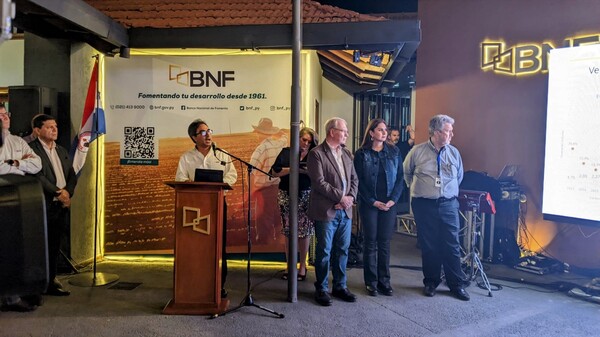 BNF persevera entre los 5 mejores bancos y ofrece atractivos créditos, entre ellos para compra de vehículos eléctricos – La Mira Digital