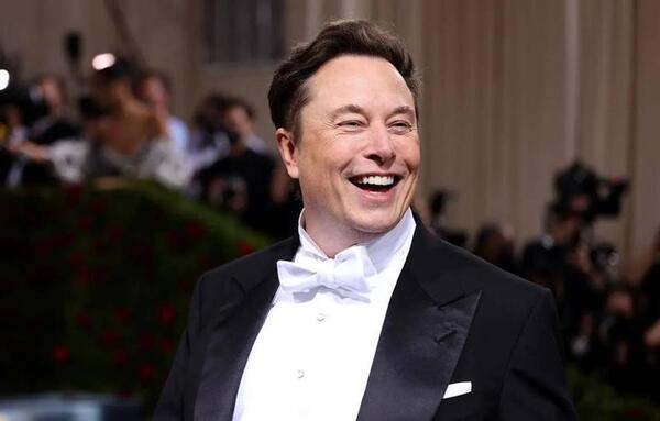 Elonk Musk y el escándalo por su plan de compra de Twitter