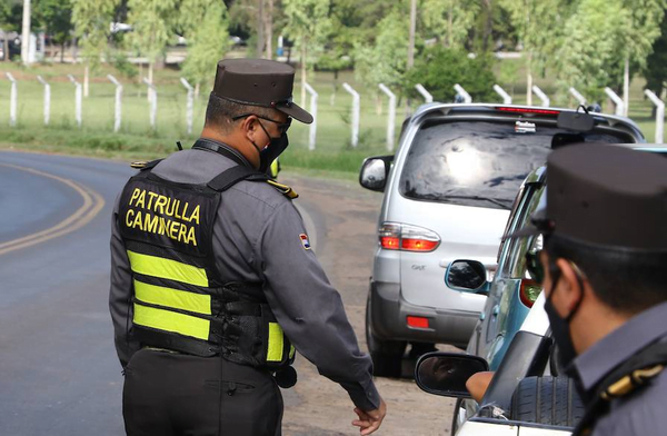 Caminera multará por habilitaciones vencidas desde este sábado - Noticiero Paraguay