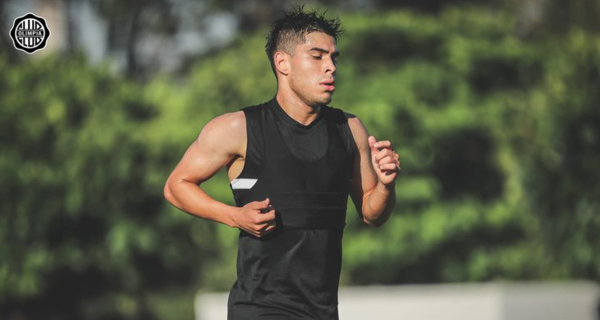 Lo que convenció a Adelio Zárate para jugar por Sol de América