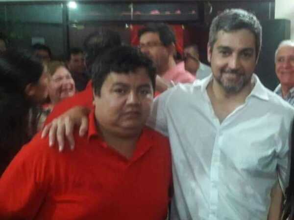 Diario HOY | Docente denuncia que operador de Velázquez le estafó más de 50 millones, con foto y una promesa