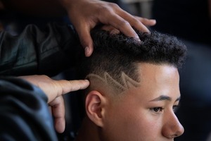 "Batalla de barberos" en Venezuela, una competición de talento y futuro - MarketData