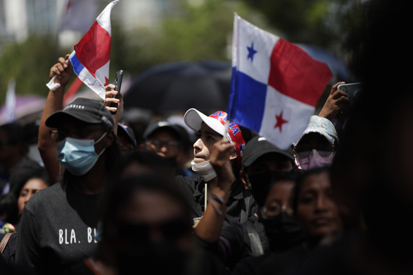 Entra en vigor rebaja general de combustible y siguen las protestas en Panamá - MarketData