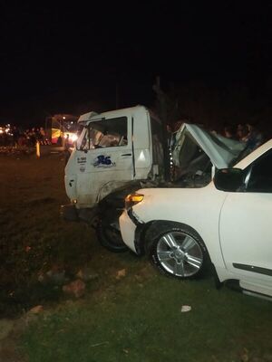 Conductor del diputado Cuevas, herido tras accidente en acceso a Villarrica - Nacionales - ABC Color