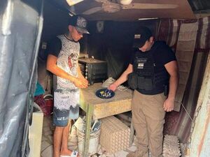Cae presunto vendedor de crack en Concepción