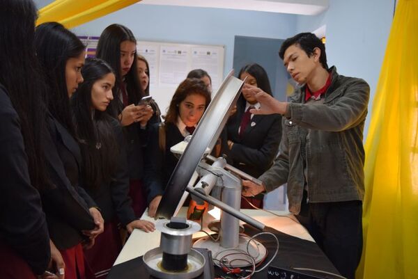 Semana de la Ciencia vuelve a ser presencial en la FACEN - UNA - Nacionales - ABC Color