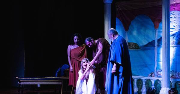 La Nación / Teatro nacional: suben obras de Arlequín y de Gustavo Ilutovich