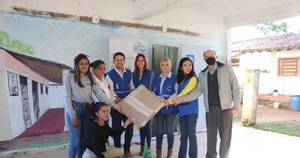 La Nación / Entregaron 230 kilos de abrigo a 200 familias de zona de la Bahía de Asunción