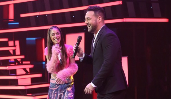 Tini brillo en "Rojo, el valor del talento" - Teleshow