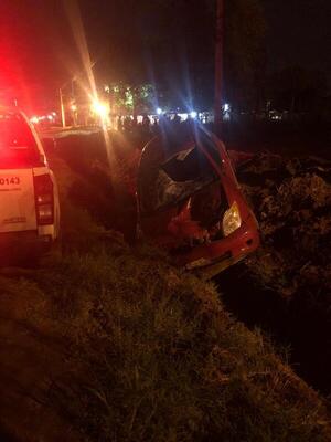 Transeúnte fallece embestido por automóvil - La Clave