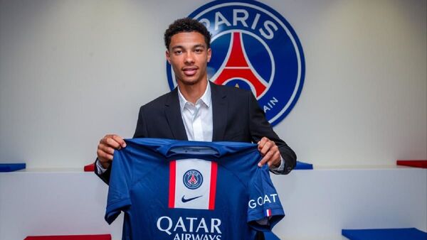 El PSG anuncia el fichaje de Ekitike