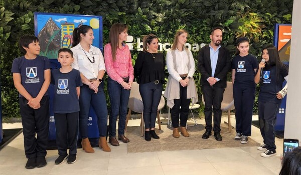 Centro educativo modelo y Banco Basa exponen galería de arte donde estudiantes plasman sus obras “A través de los sentidos” – La Mira Digital