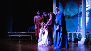 Diario HOY | La obra clásica “La Zorra y las Uvas” sube a escena en el Arlequín Teatro