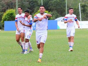 División Intermedia: Técnico que debuta, gana en Iteño - Fútbol - ABC Color