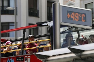 Diario HOY | Acusan al gobierno británico de no tomarse en serio la ola de calor
