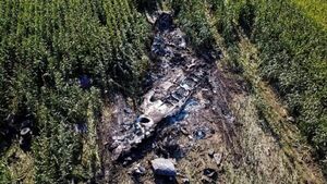Caída de avión que transportaba armas deja ocho fallecidos en Grecia