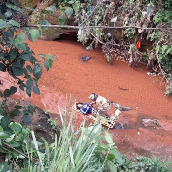 Mujer cayó a arroyo en la ciudad de Villa Elisa - Nacionales - ABC Color