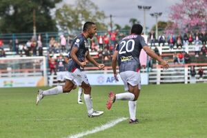 San Lorenzo ganó y regresó a la cima de la División Intermedia - Fútbol de Intermedia - ABC Color