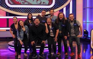 “100 paraguayos dicen”: 'Hakuna matata' y 'Los teatreros' se enfrentaron el viernes