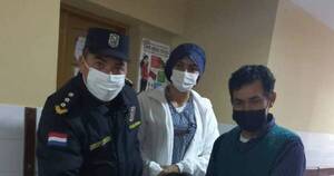 La Nación / Una mujer dio a luz en plena patrullera con ayuda de agentes de la Policía Nacional