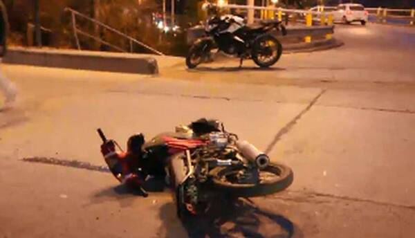 Crónica / Militar chocó con su moto contra un transporte de pasajeros y falleció