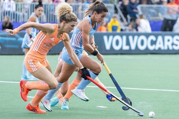 La "naranja mecánica" ganó 3-1 en la final contra Argentina - El Independiente