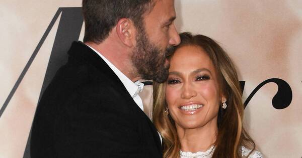 La Nación / Jennifer López y Ben Affleck se casaron en Las Vegas