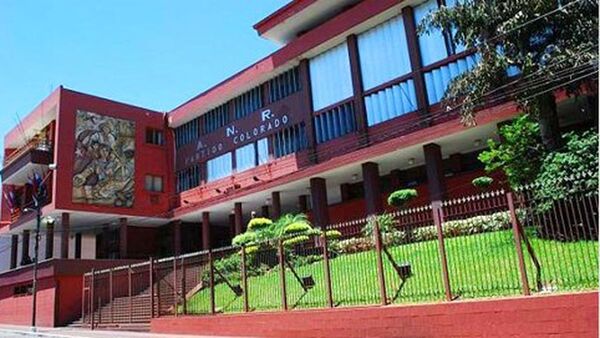92 candidatos de la ANR son funcionarios en la Fiscalía