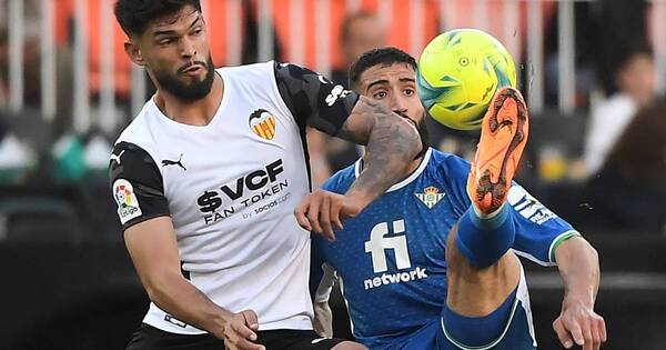 La Nación / Alderete seguirá en la Liga española