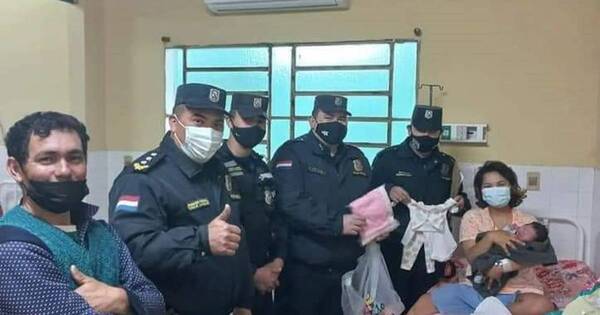 La Nación / La pequeña que nació en pleno móvil de la Policía Nacional se llama Rosa Inés