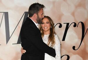 Jennifer López y Ben Affleck se casan en una pequeña ceremonia familiar - Gente - ABC Color