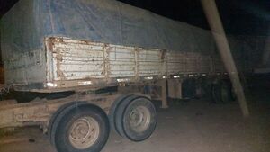 Apresan a tres  tipos por talar 400 árboles de palo santo