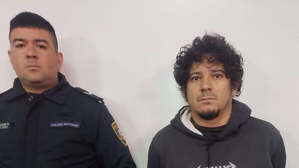 Golpeaba a su pareja y la amenazaba con publicar sus videos íntimos