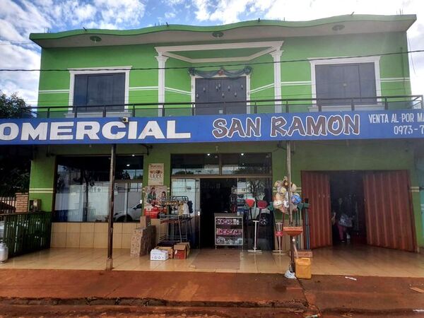 Ladrón hurtó dinero, un arma y otras pertenencias de un comercio - ABC en el Este - ABC Color