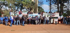 Transportadores de encomiendas se movilizan en repudio a ola de robos - ABC en el Este - ABC Color