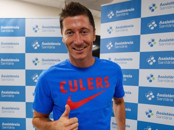 Robert Lewandowski superó la revisión médica en el Barcelona - Fútbol Internacional - ABC Color